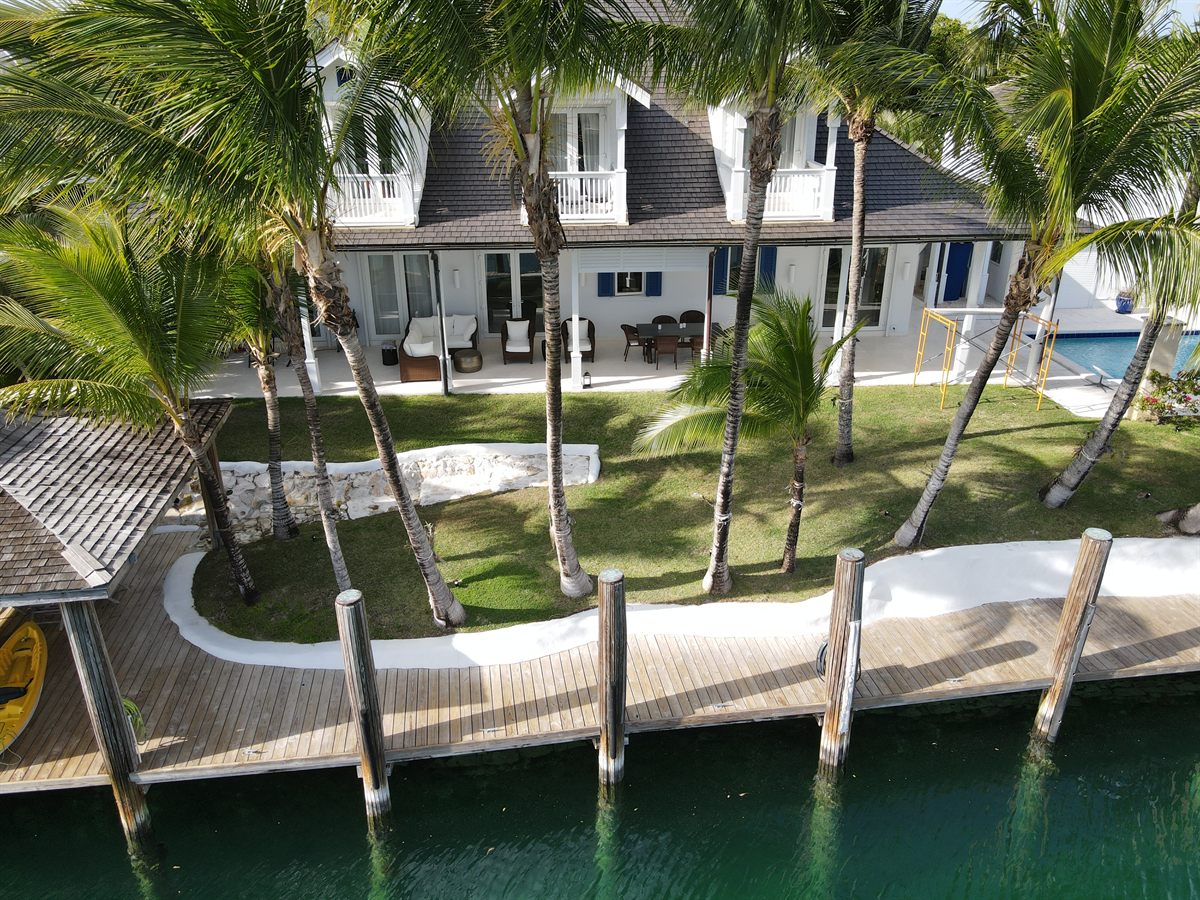 Old Fort Bay, two residences